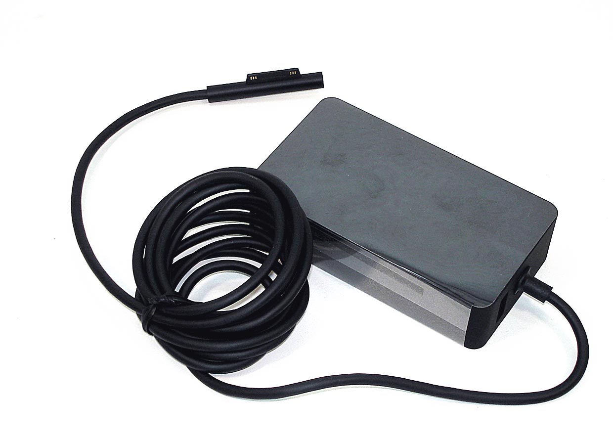 ���� ������� (������� �������) ��� ��������� Microsoft Surface Pro3/Pro4 12V 2.58A