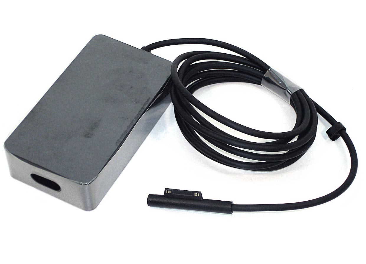 ���� ������� (������� �������) ��� ��������� Microsoft Surface 15V 2,58A